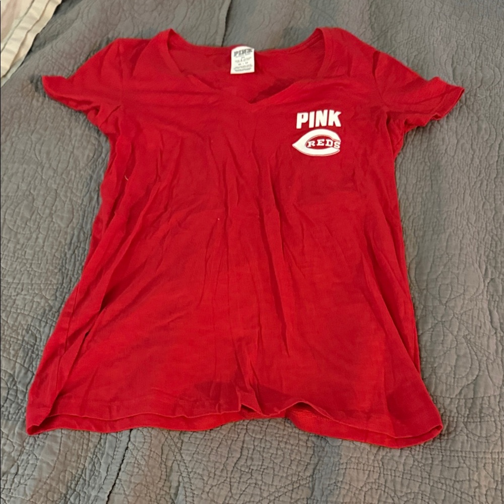 PINK Victoria's Secret Red V-Neck 'PINK Reds' Tee